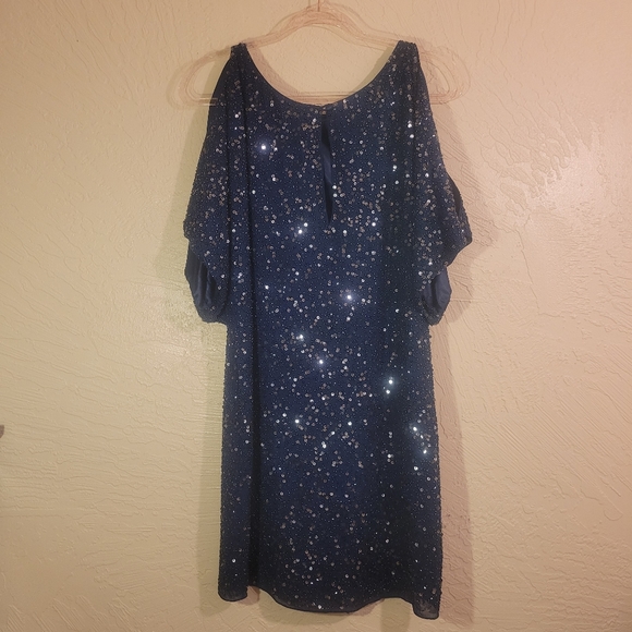 🍾🥂 100% silk cocktail dress. Aiden Mattox. - Picture 4 of 8